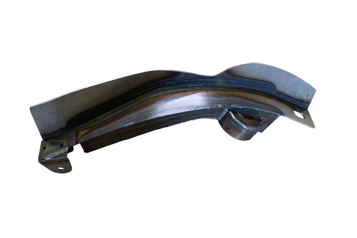 Kentrol 2002-2013 Chevy Avalanche 2000-2014 Chevy Suburban 2000-2014 Gmc Yukon XL 2003-2013 Cadillac Escalade Ext 2003-2014 Cadillac Escalade Esv Over Axle Frame Section Left Side
