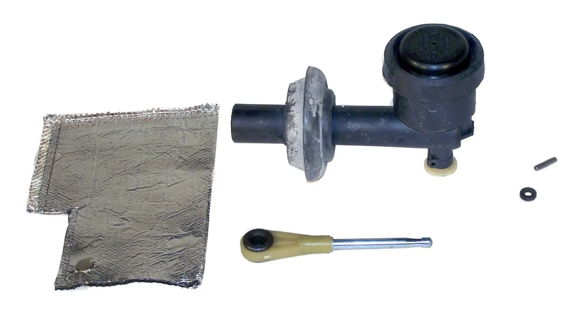 Clutch Master Cylinder; For Use w/ 2001-2003 Chrysler/Dodge/Plymouth RG Europe Minivans w/Front Wheel Drive; Right Hand Drive; product image