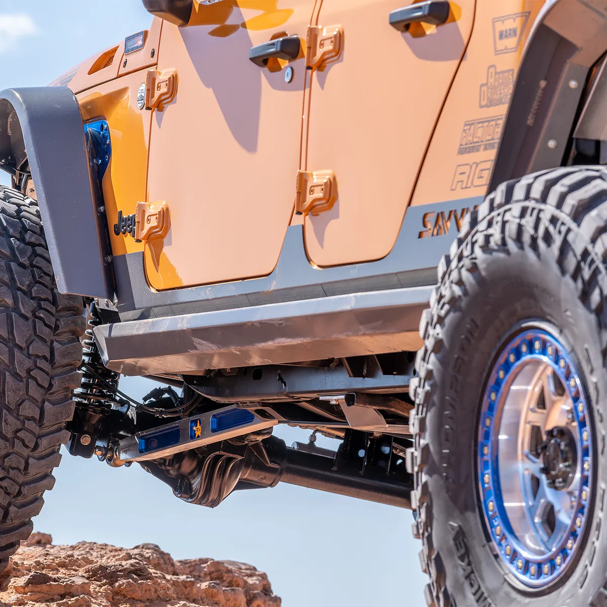 20c Gladiator Rocker Trim Kit Raw product image