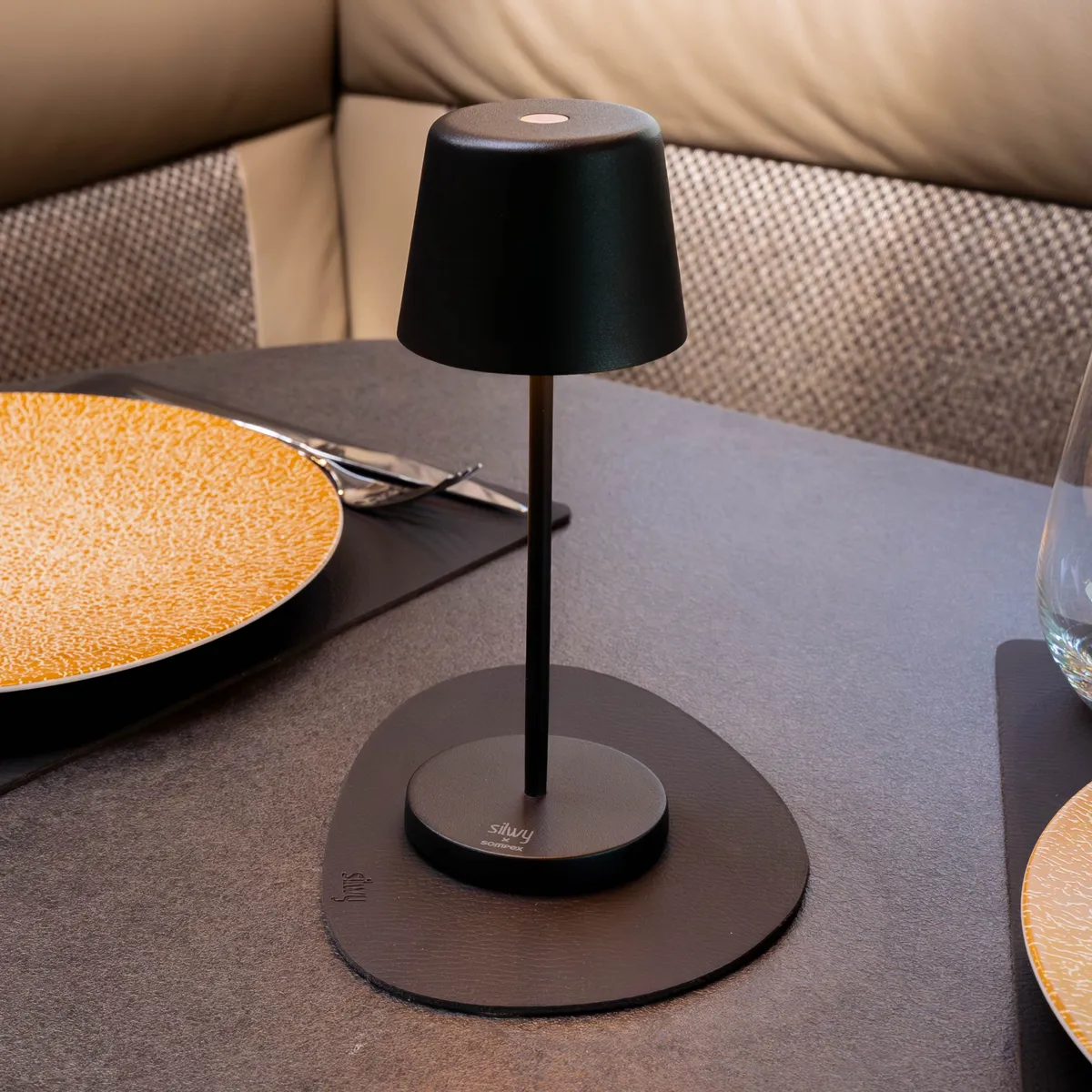 Metal Nano Gel Placemat SMALL BLACK product image