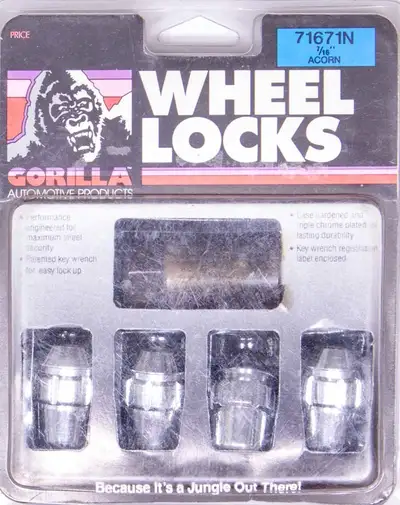 Gorilla Original Gorilla Lock Set Acorn Bulge 13/16" Hex 1/2"-20 Chrome Set of 4 71681N