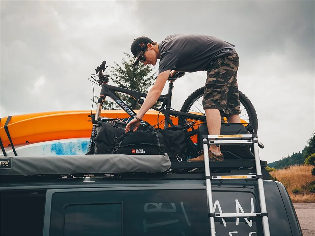 Front Runner Aluminium Telescopic Ladder / 2.9m product image