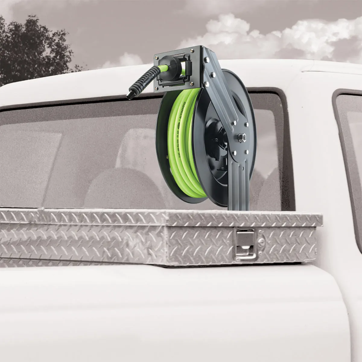 fz Retractable Air Hose Reel Open Single Arm 3/8in 50ft product image