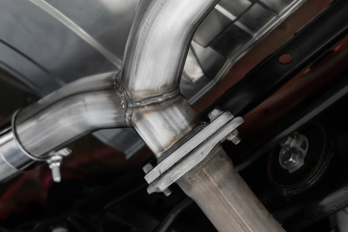 22-Up Subaru BRZ /Toyota GR86 2.4L T304 Stainless Steel 2.5 Inch Axle-Back Dual Split Rear with Carbon Fiber Tips MBRP product image