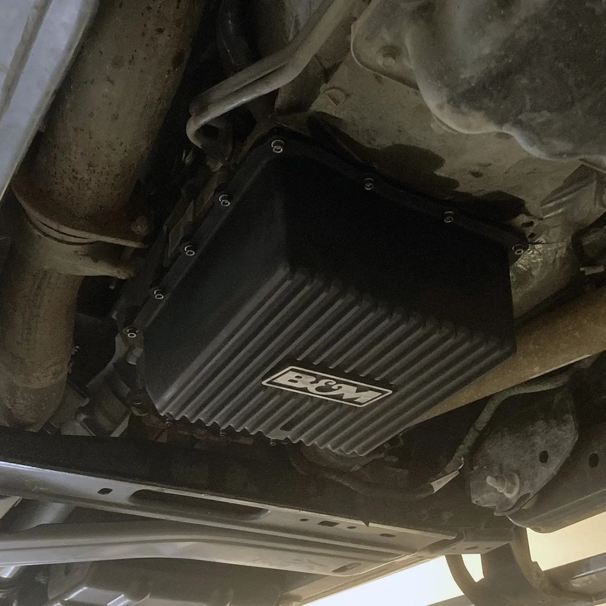 '11-22 Ford F250/F350 B&M HI-TEK Deep Transmission Pan - Black product image
