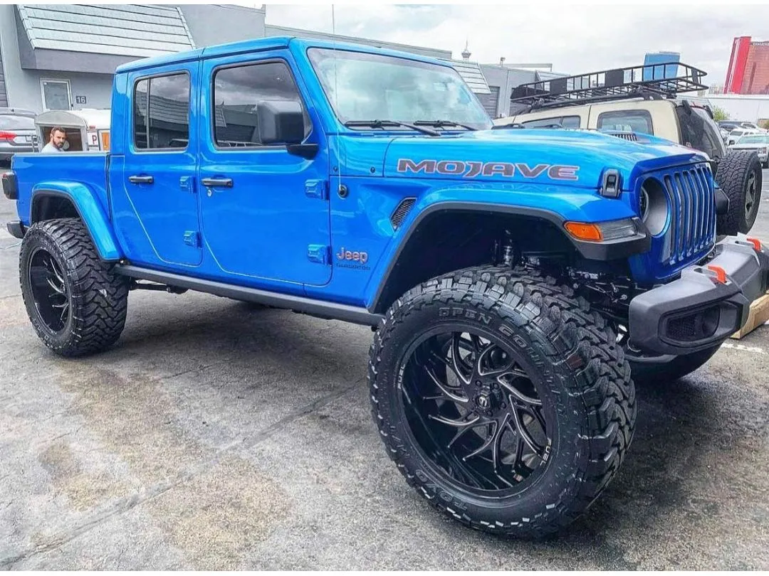 2.5 Inch Gas Jeep Gladiator JT Lift Kit Enforcer Suspension Systems product image