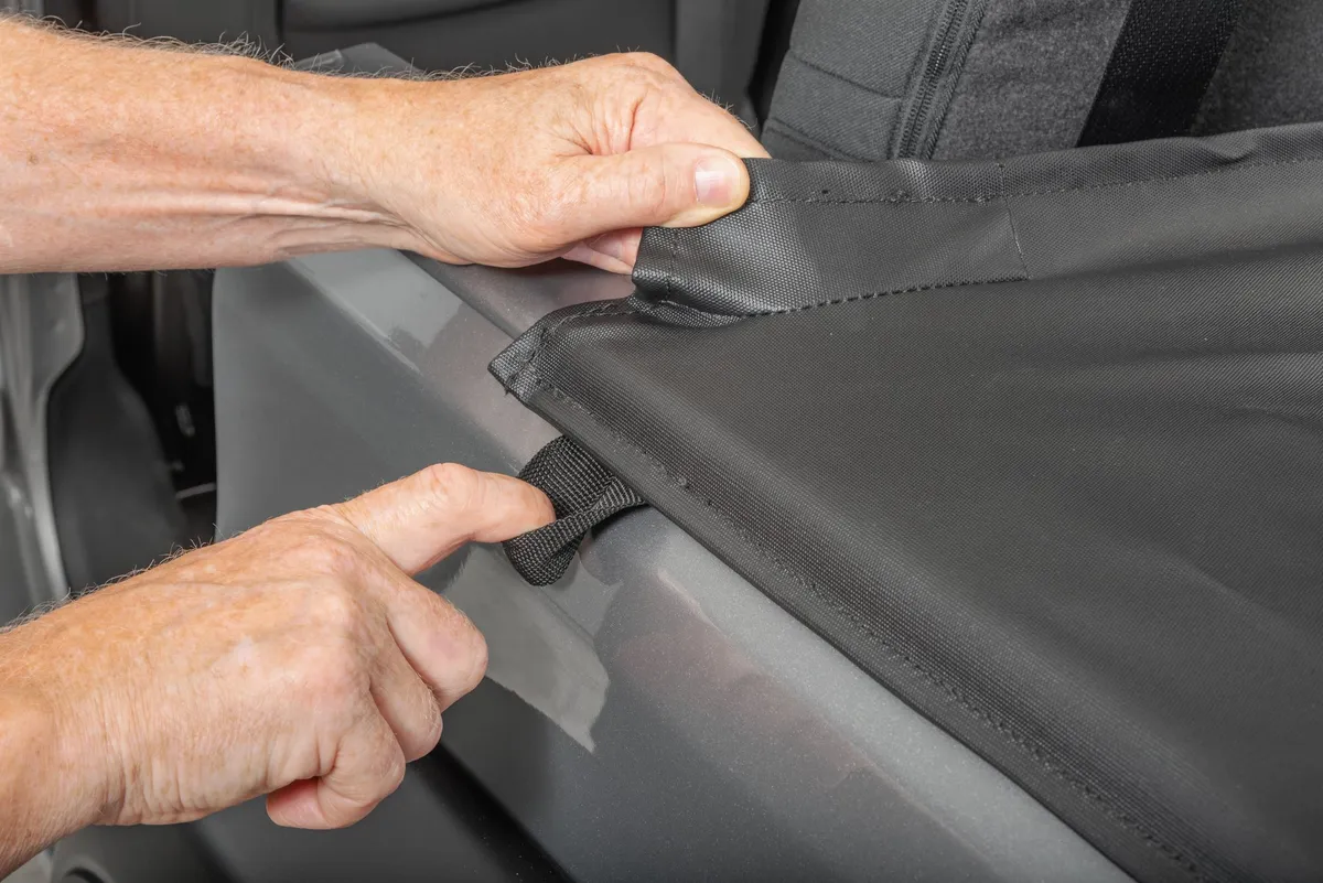 Jeep JL WindStopper/Tonneau Cover Combo 18-2024 Wrangler JL 4 Door Hard Top Black Diamond MasterTop product image