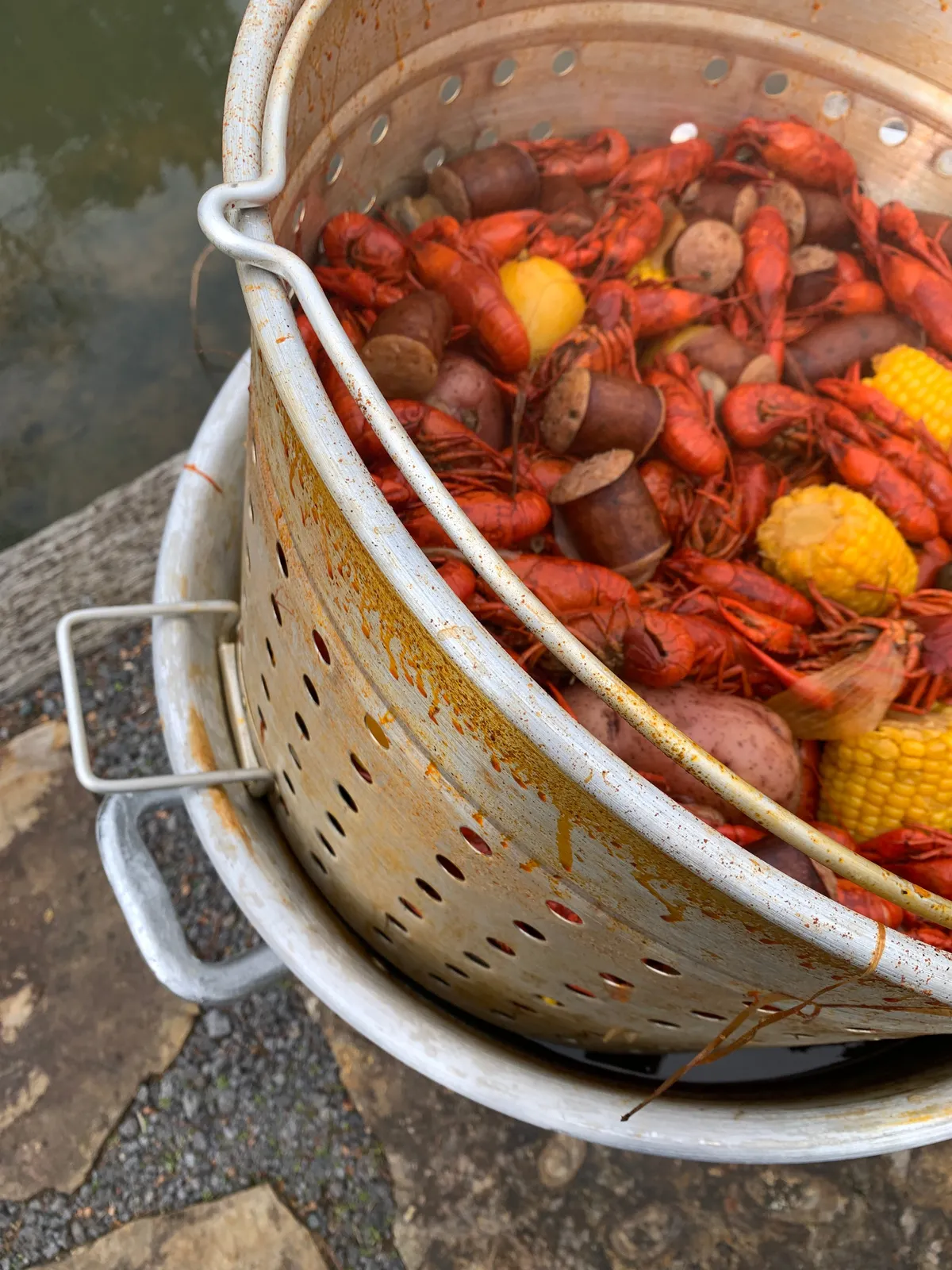 80qt Bayou Boiler Domed Lid Reinforced Basket With Helper Handle product image