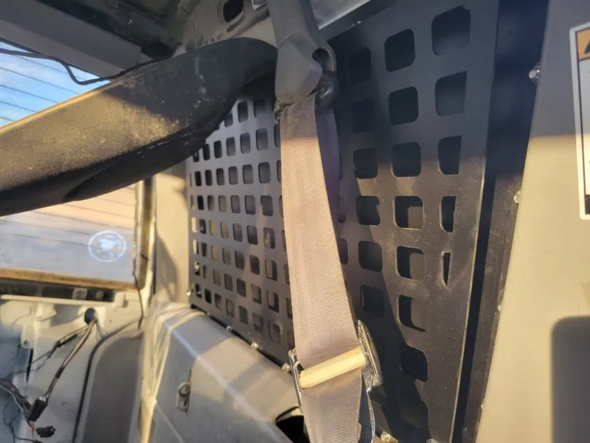 1984-2001 Jeep Cherokee XJ Molle Panel Rear Window Replacement Kit product image