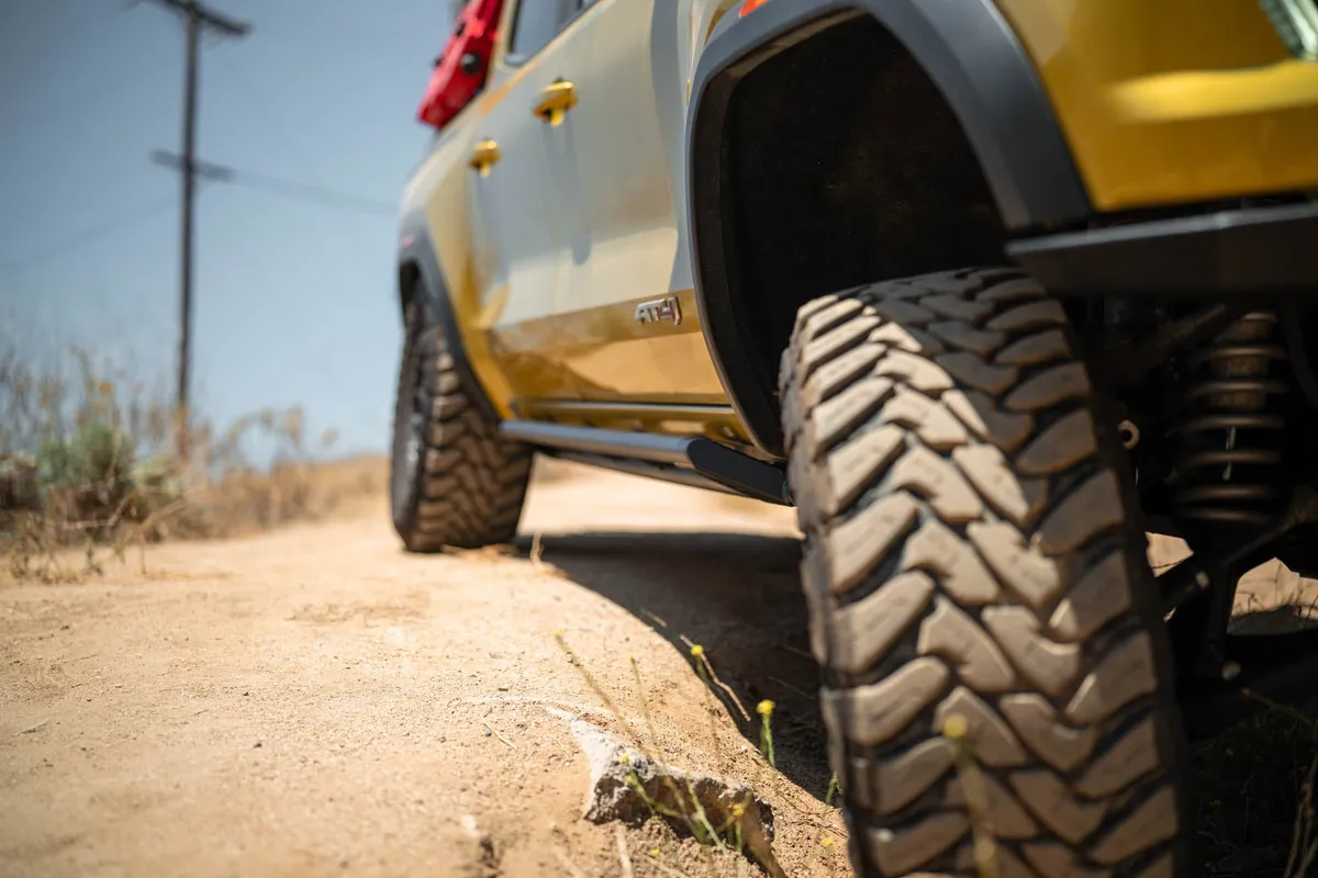 DV8 Offroad 2023-2025 Chevy Colorado GMC Canyon Rock Sliders - SRCS3-02 product image