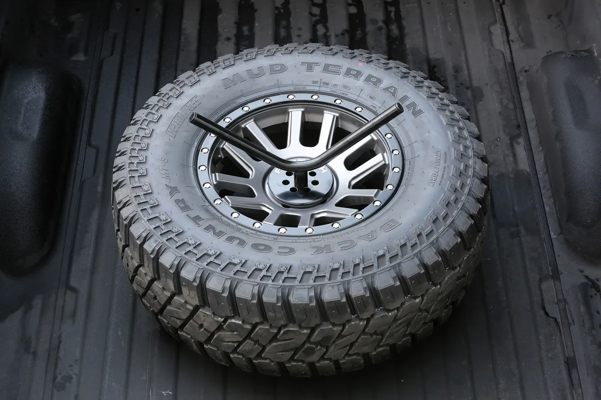 Spare Tire Mount Kit; Flat Spare Tire; Black; product image