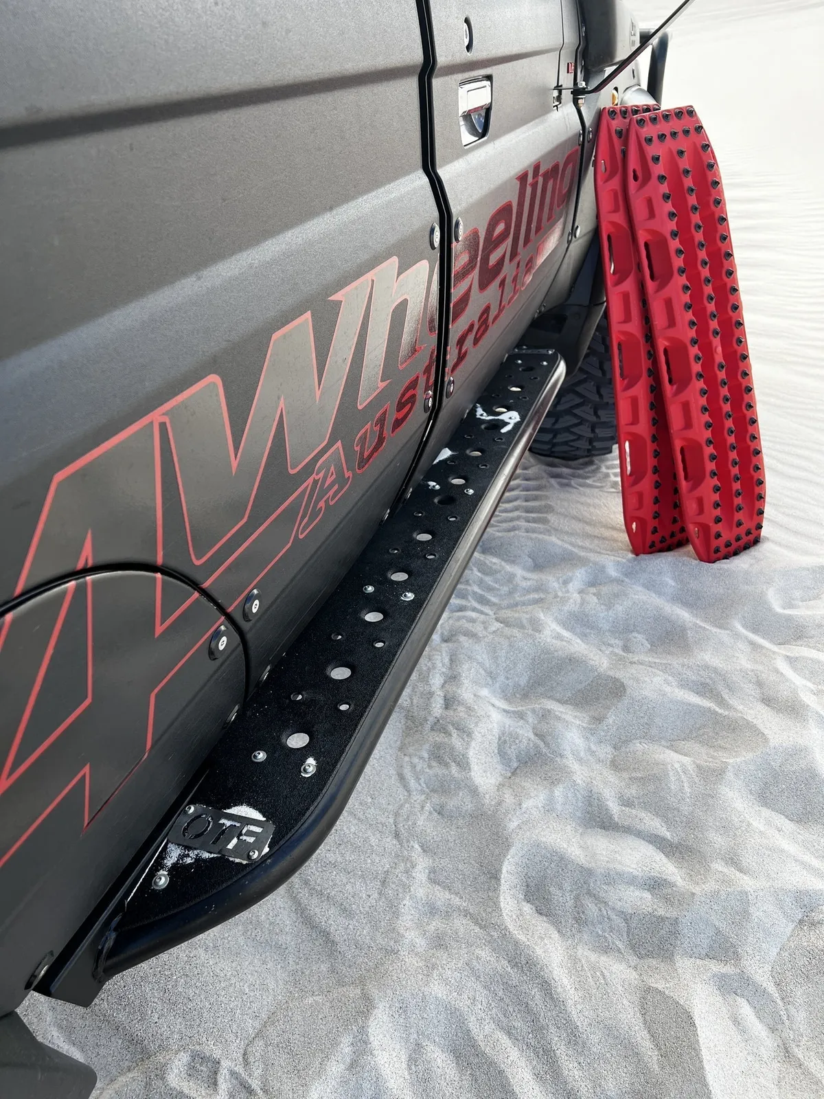 MAXTRAX Xtreme Recovery Tracks - FJ Red product image