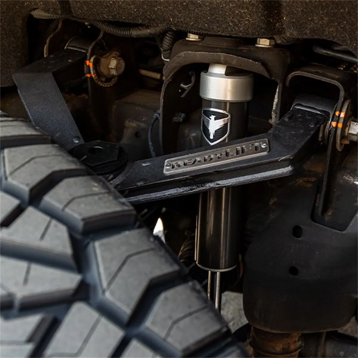 ReadyLift 5-6'' MAX 2.1 Suspension System - GM Silverado / Sierra 2500HD/3500HD W/ Falcon Shocks 2011-2019