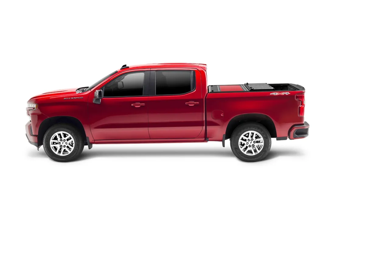 Fusion Tri-Fold Tonneau Cover; Quicksilver; Paint Code GAN; product image