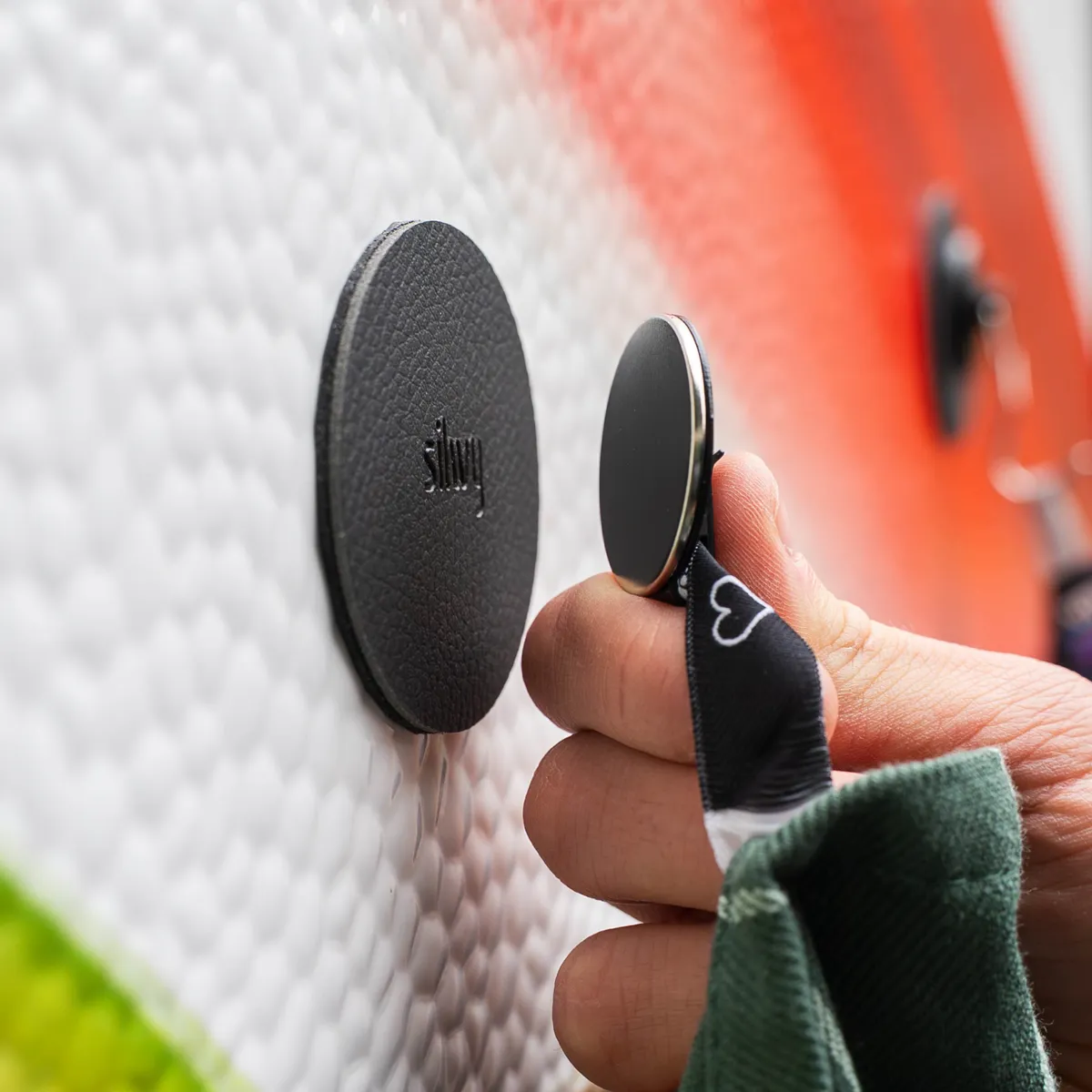 Magnetic Hook Clever Black Incl. Pad Black product image