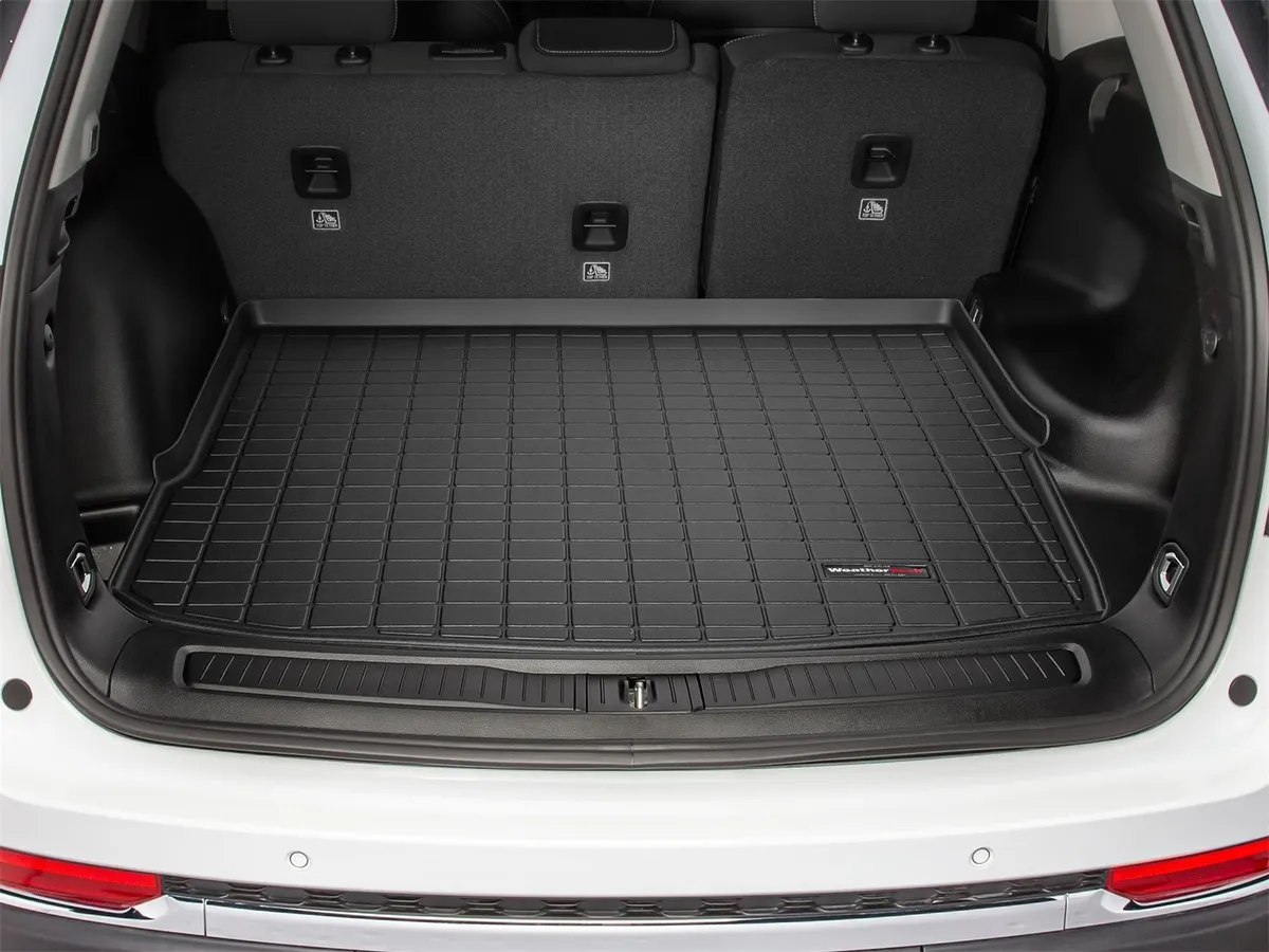 Cargo Liners Jeep Grand Cherokee 2022 + Black With Plastic RHS Wing WL Behind 2nd Row Seating product image