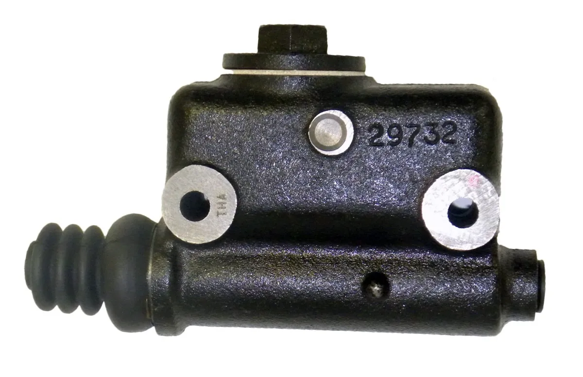 1948-1949 CJ-2A CJ Both mounting holes are not threaded; Center of bolt hole to center of bolt hole is 3-1/2in. 1948-1953 CJ-3A CJ Both mounting holes are not threaded; Center of bolt hole to center of bolt hole is 3-1/2in. 1953-1968 CJ-3B CJ Both mount product image