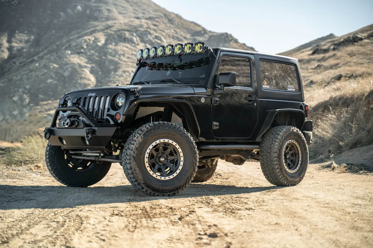 2007-2018 2-Door Jeep Wrangler JK | OE Plus Side Steps product image