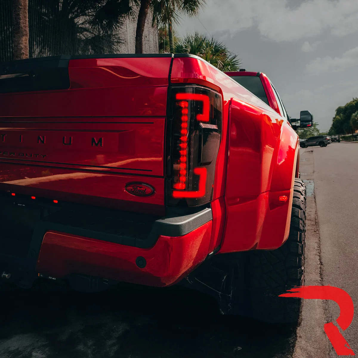Ford Superduty F250350450550 17-19 Replaces OEM LED Style Tail Lights With Blis Blind Spot Warning System Oled Tail product image