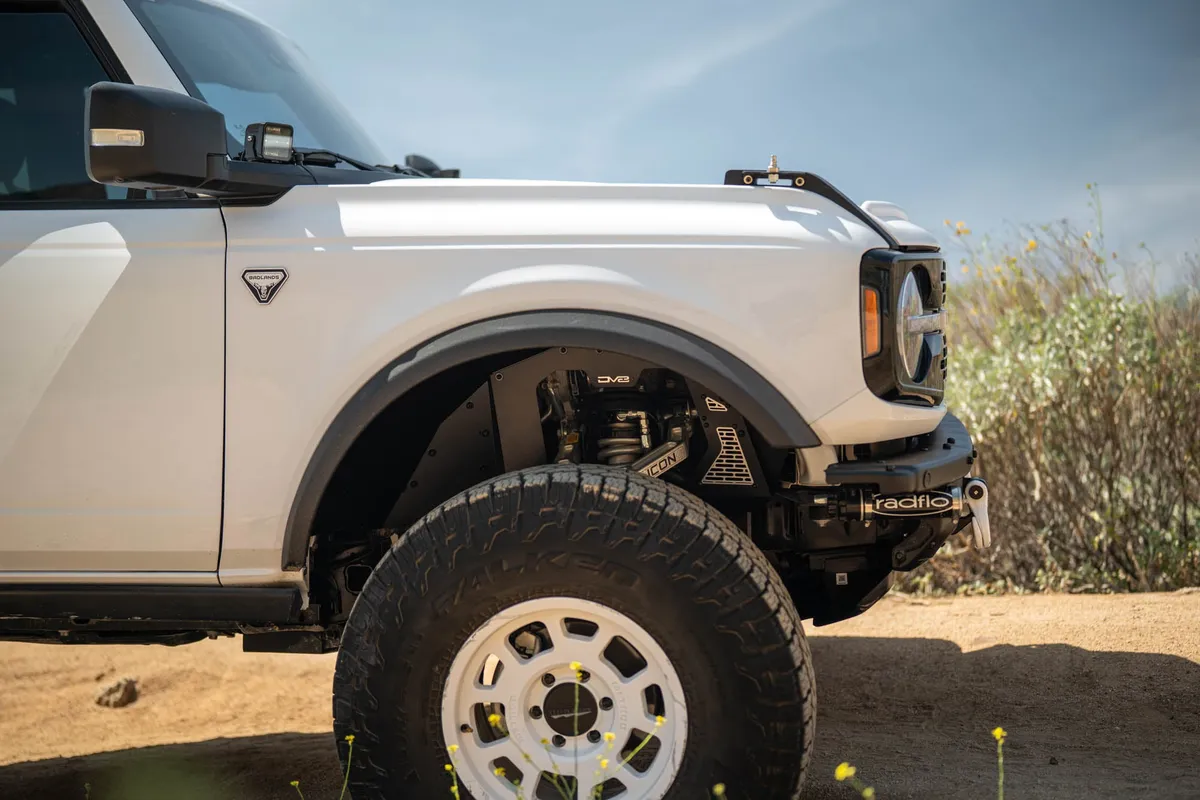 DV8 2021-2025 Ford Bronco Front Inner Fenders - INFEND-08FB product image