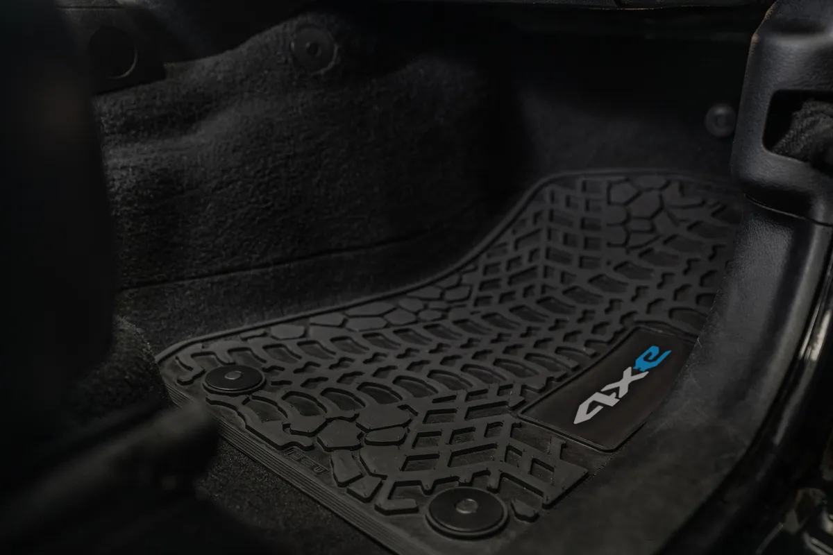 21-24 Jeep 4xe Front and RearTire Tread/Scorched Earth Scene w/ 4xe Insert - Black w/ Silver '4x' & Dark Blue 'e' Insert product image