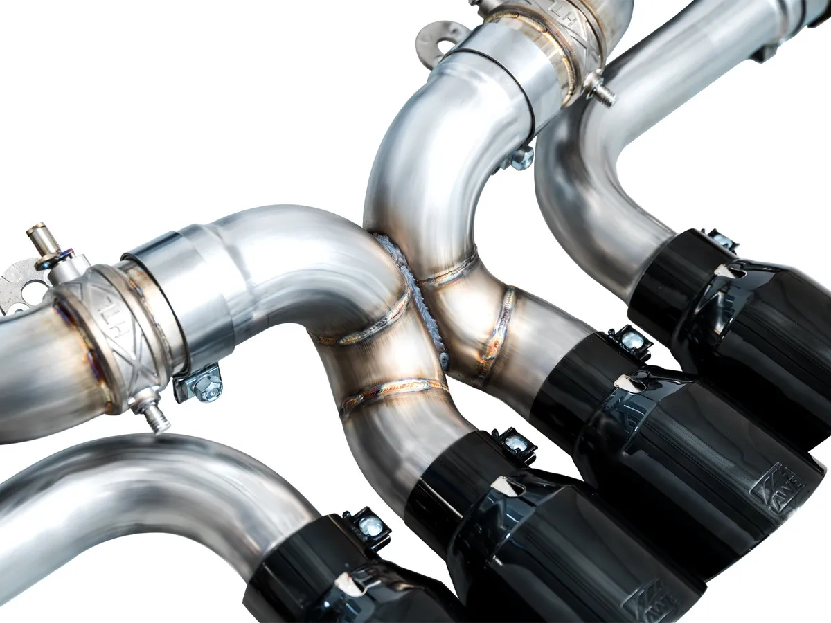 AWE SwitchPath Exhaust for C8 Corvette Z06 - Diamond Black Tips product image