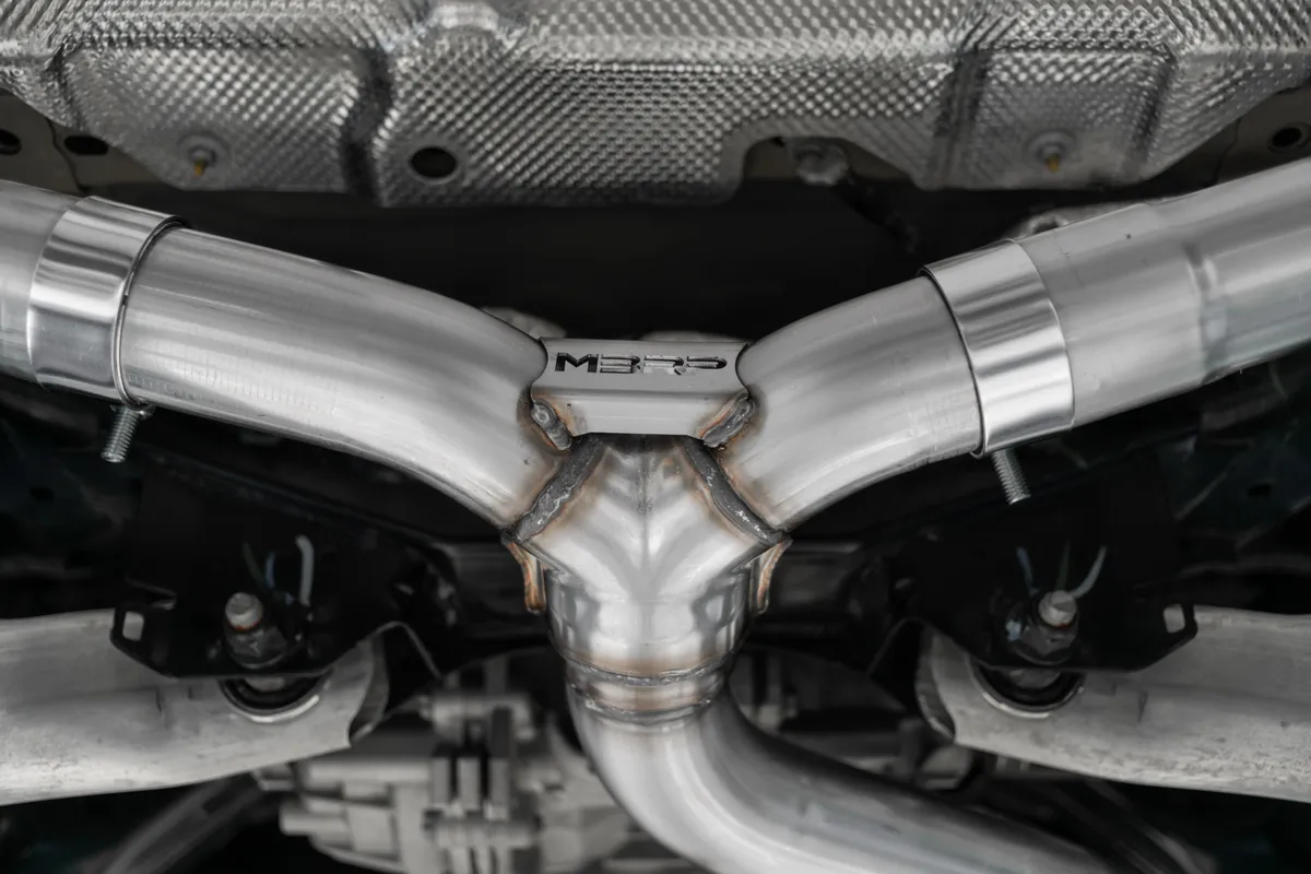 21-24 Ford Bronco Sport 2.0L EcoBoost Black Coated Aluminized Steel 2.5 Inch Resonator-Back Dual Split Rear Exit MBRP Exhaust System product image