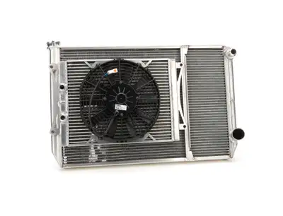 Fluidyne Radiator Dbl 29x18 W/Oil Cooler Fan w/ Fill Neck