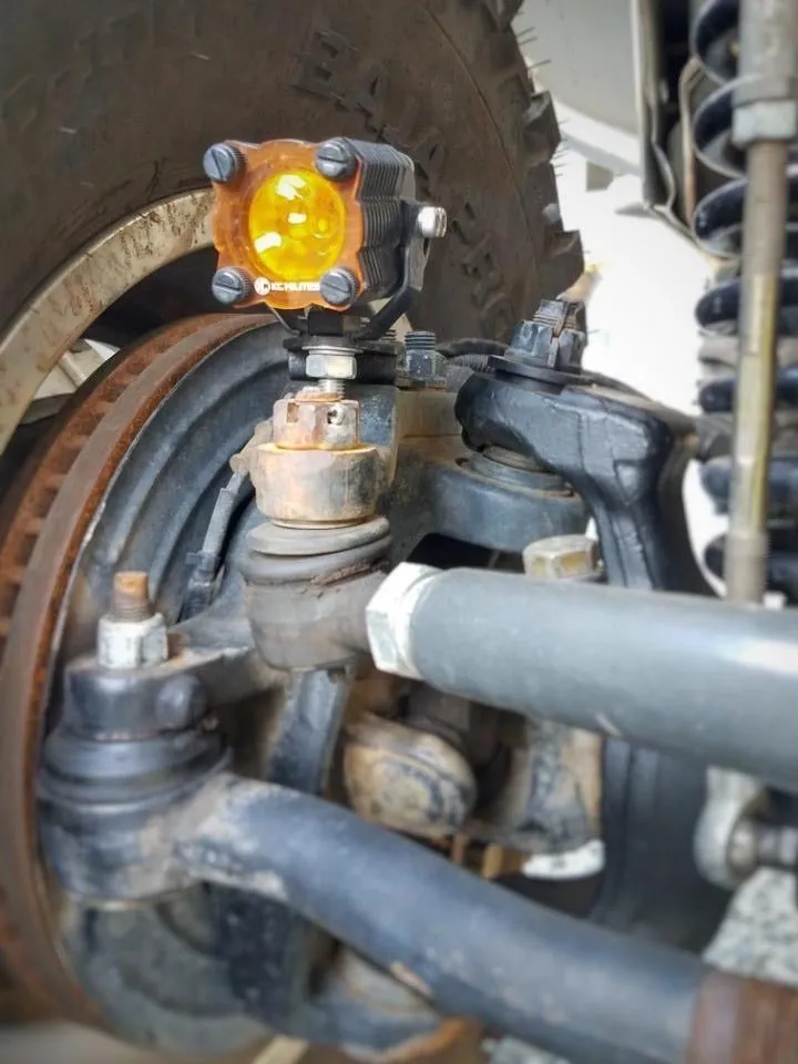 Dana/Spicer "Ultimate Dana 60" Steerable Knuckle Pod Light Mounts product image
