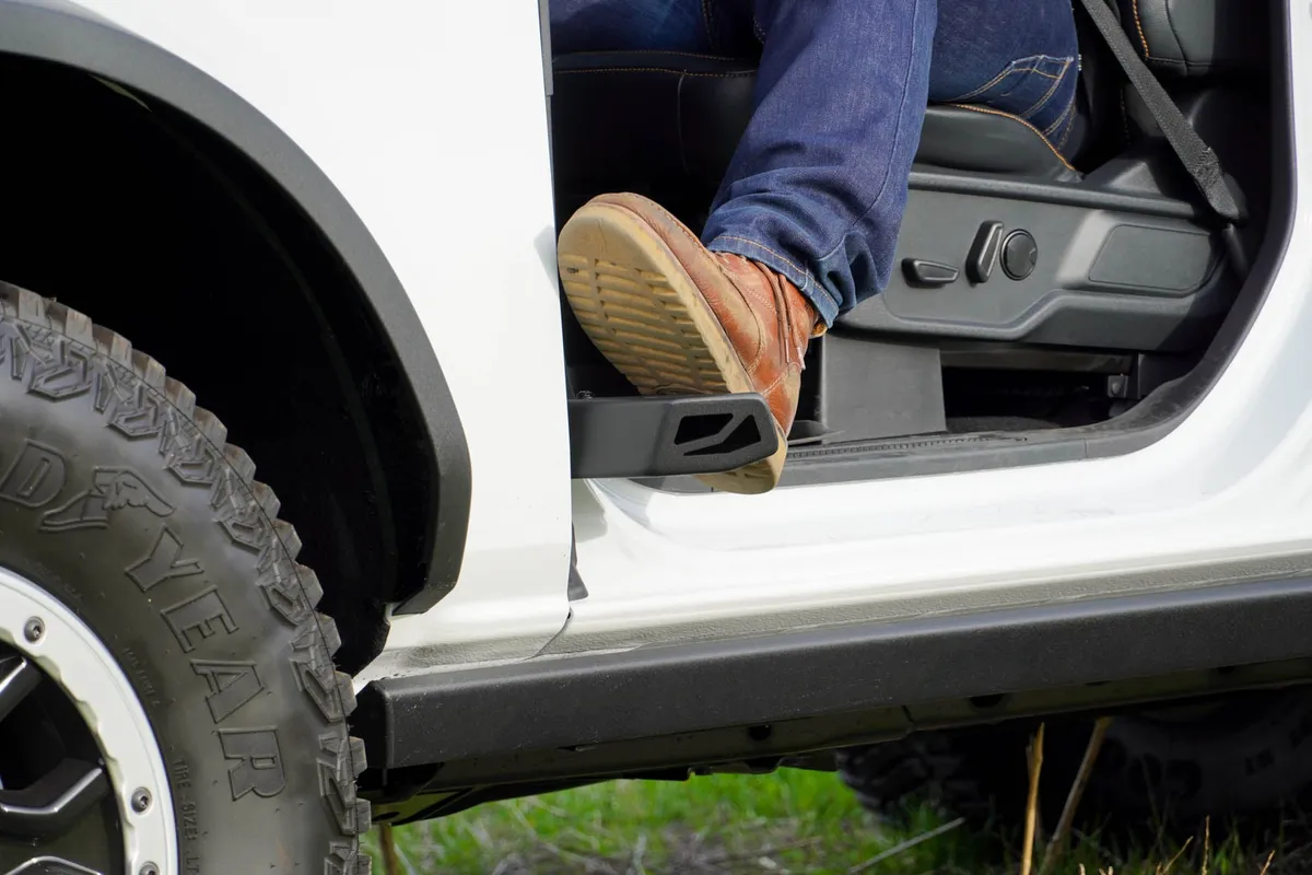 Ford Bronco | Foot Pegs product image