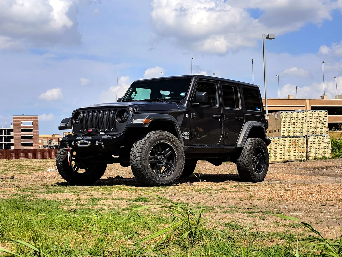 Quake LED - Qte903 - Jeep Wrangler Jl/Gladiator 9 Inch RGB Headlights - Quad Lock/Interlock Compatible For 2018-2020 Jeep Wrangler product image